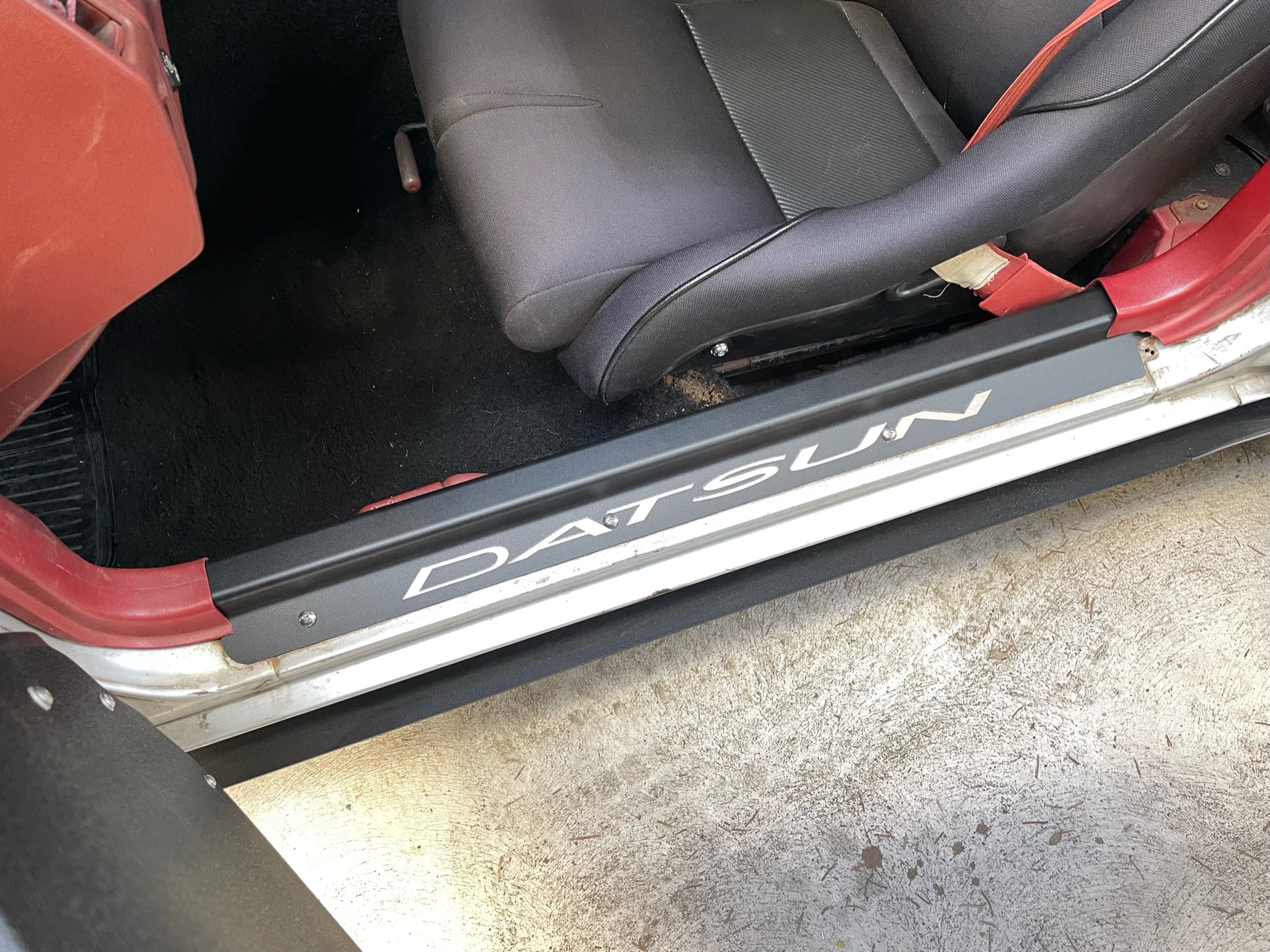 DOOR SILLS, ENGRAVED ALUMINUM (2-SEATER AND 2+2) | DATSUN | 280ZX - Image 5
