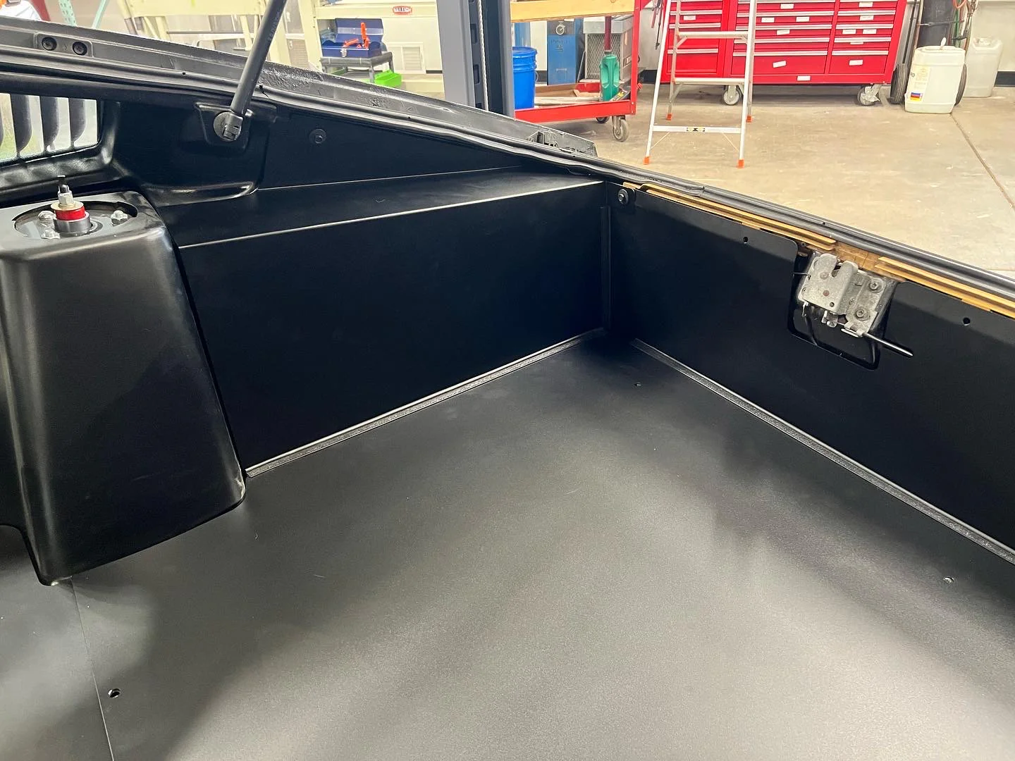 HATCH INTERIOR PANELS & SPARE TIRE COVER (2 SEATER) | DATSUN | 280ZX - Image 11