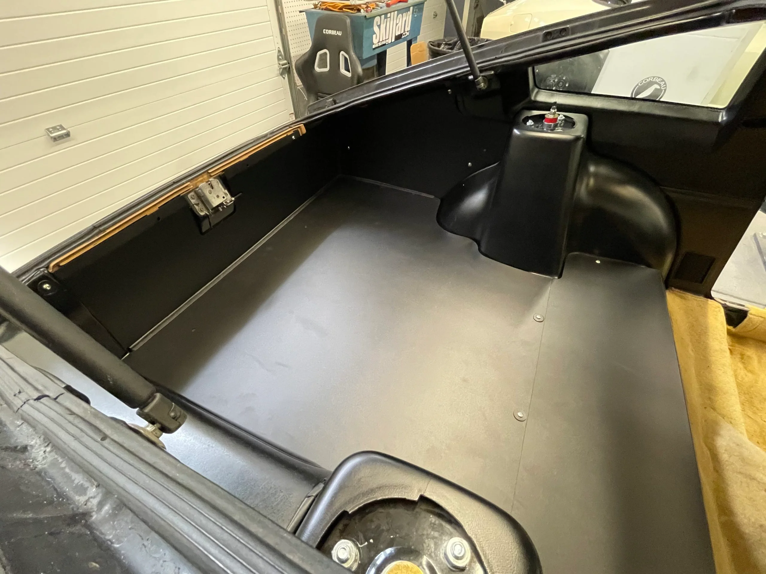 HATCH INTERIOR PANELS & SPARE TIRE COVER (2 SEATER) | DATSUN | 280ZX - Image 6